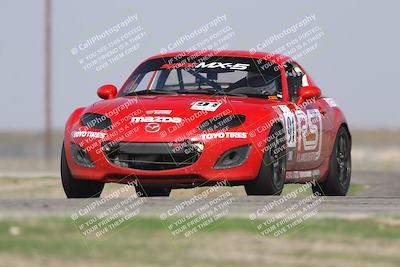 media/Oct-25-2025-CalClub SCCA (Sat) [[34c778dfbe]]/Group 2/Qualifying/